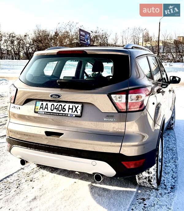Позашляховик / Кросовер Ford Kuga 2019 в Києві фото 6 Позашляховик / Кросовер Ford Kuga 2019 в Києві