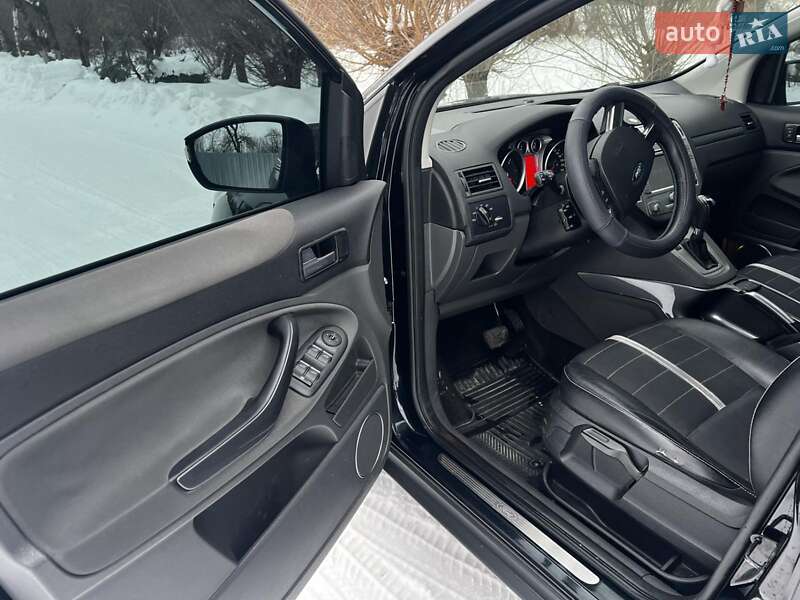 Внедорожник / Кроссовер Ford Kuga 2011 в Стрые