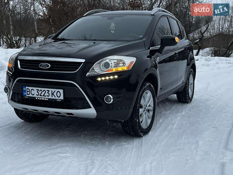 Внедорожник / Кроссовер Ford Kuga 2011 в Стрые