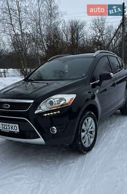 Внедорожник / Кроссовер Ford Kuga 2011 в Стрые