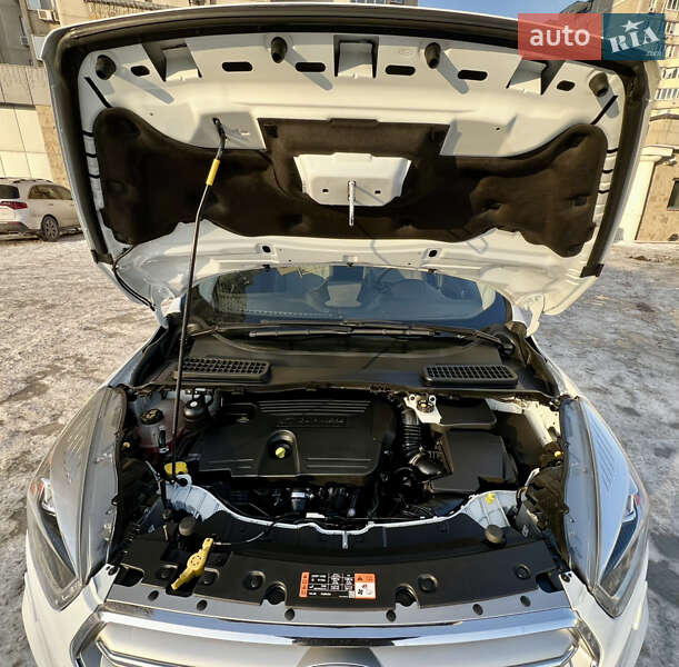 Внедорожник / Кроссовер Ford Kuga 2016 в Киеве фото 21 Внедорожник / Кроссовер Ford Kuga 2016 в Киеве