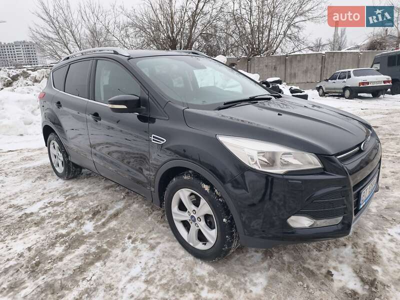 Внедорожник / Кроссовер Ford Kuga 2016 в Киеве
