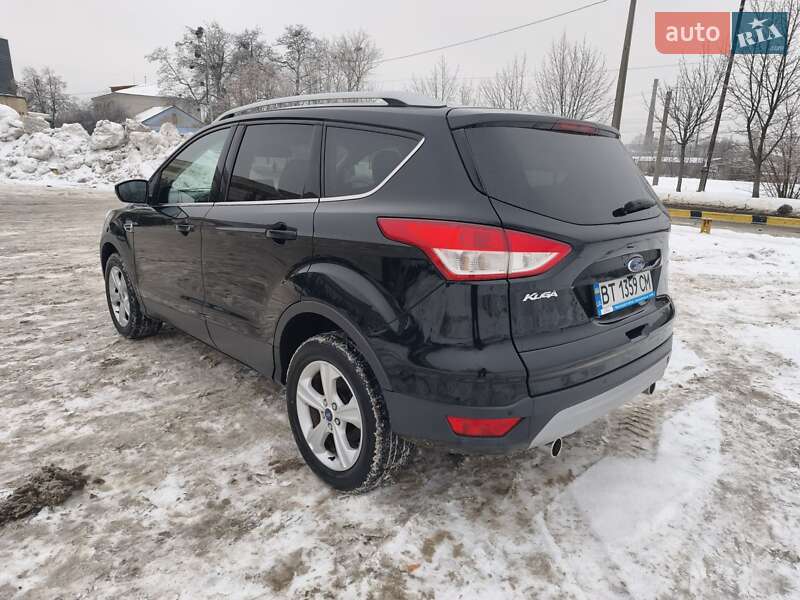 Внедорожник / Кроссовер Ford Kuga 2016 в Киеве