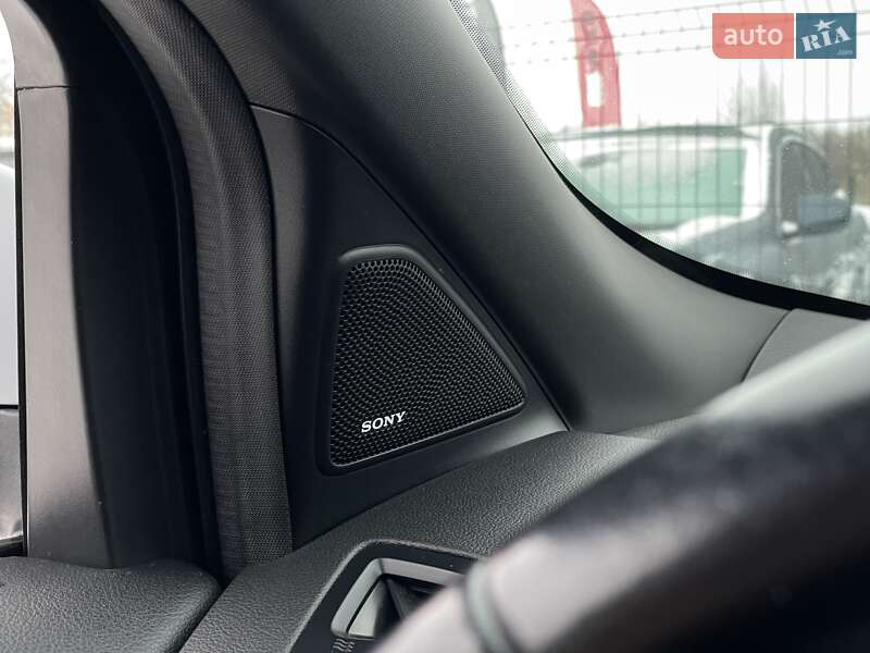 Внедорожник / Кроссовер Ford Kuga 2017 в Бердичеве