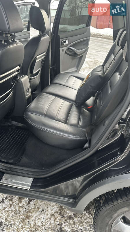 Внедорожник / Кроссовер Ford Kuga 2010 в Глухове