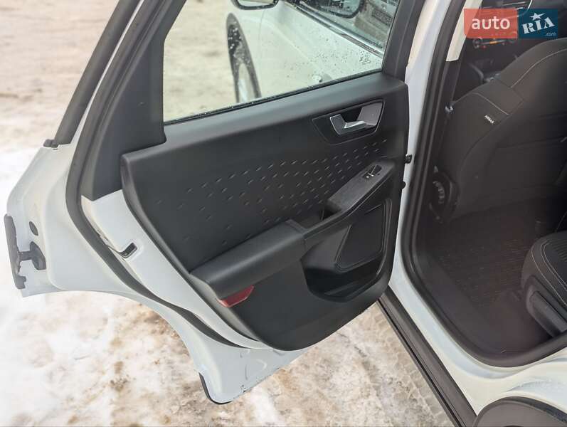 Позашляховик / Кросовер Ford Kuga 2020 в Бердичеві