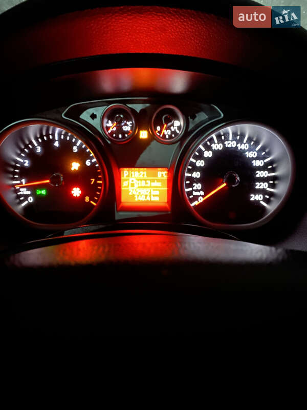 Позашляховик / Кросовер Ford Kuga 2011 в Києві