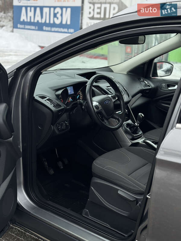 Внедорожник / Кроссовер Ford Kuga 2013 в Тернополе фото 42 Внедорожник / Кроссовер Ford Kuga 2013 в Тернополе