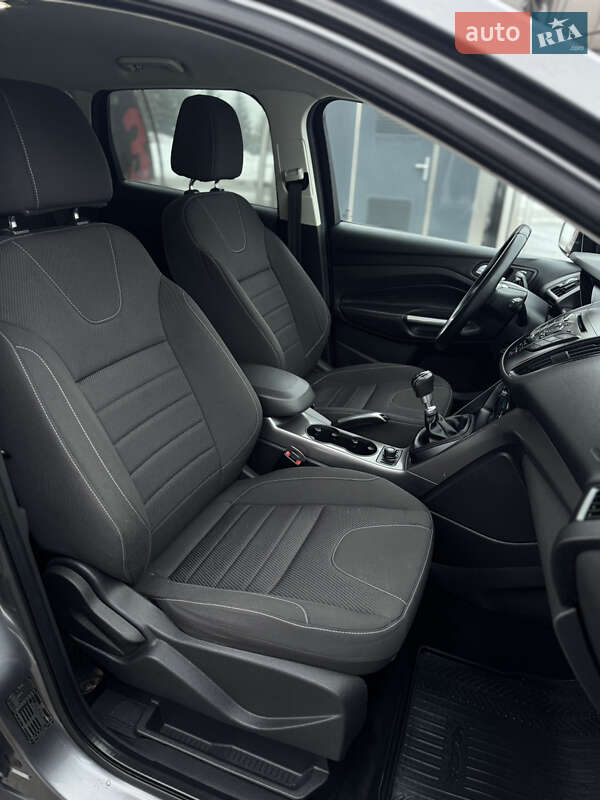 Внедорожник / Кроссовер Ford Kuga 2013 в Тернополе фото 56 Внедорожник / Кроссовер Ford Kuga 2013 в Тернополе
