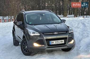 Внедорожник / Кроссовер Ford Kuga 2014 в Владимирце