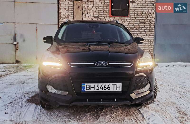 Внедорожник / Кроссовер Ford Kuga 2016 в Подольске