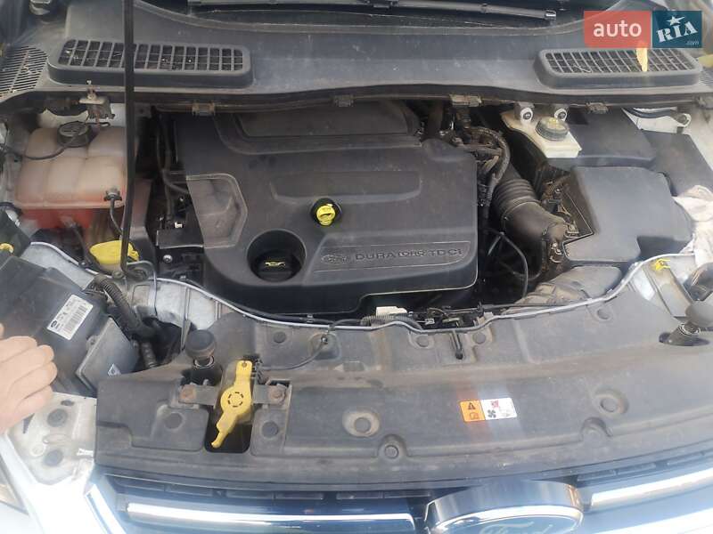 Внедорожник / Кроссовер Ford Kuga 2014 в Смеле