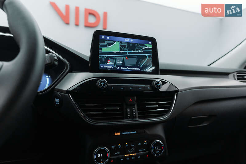 Позашляховик / Кросовер Ford Kuga 2021 в Києві