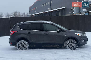 Внедорожник / Кроссовер Ford Kuga 2016 в Киеве