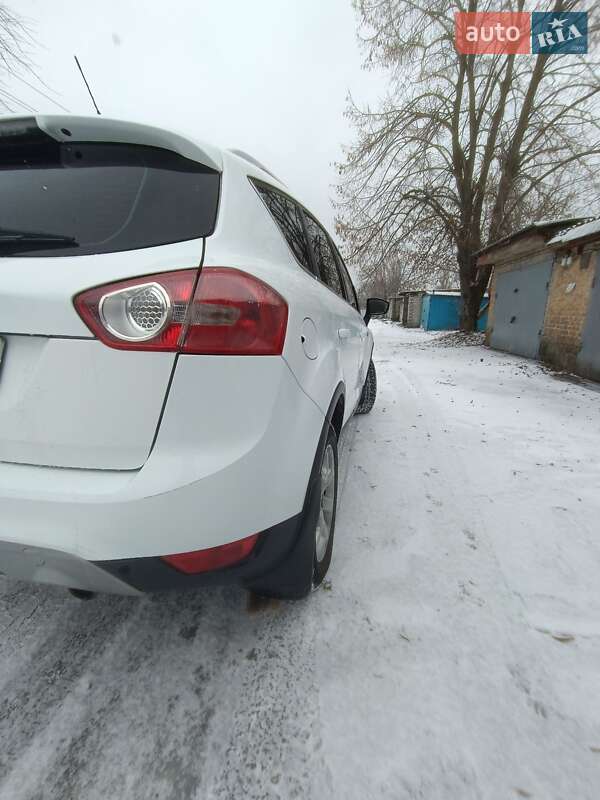 Внедорожник / Кроссовер Ford Kuga 2012 в Кропивницком