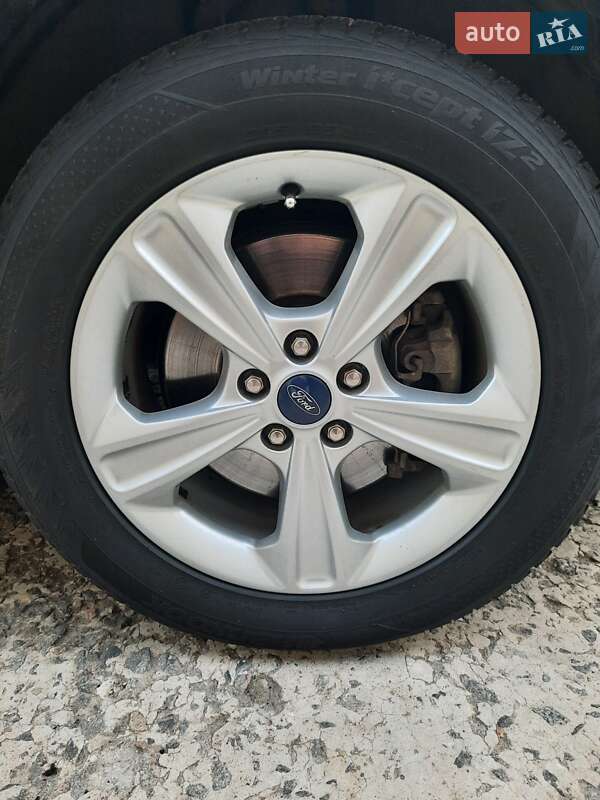 Позашляховик / Кросовер Ford Kuga 2013 в Новомосковську фото 11 Позашляховик / Кросовер Ford Kuga 2013 в Новомосковську