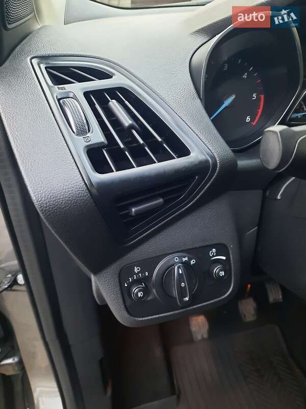 Позашляховик / Кросовер Ford Kuga 2013 в Новомосковську фото 20 Позашляховик / Кросовер Ford Kuga 2013 в Новомосковську