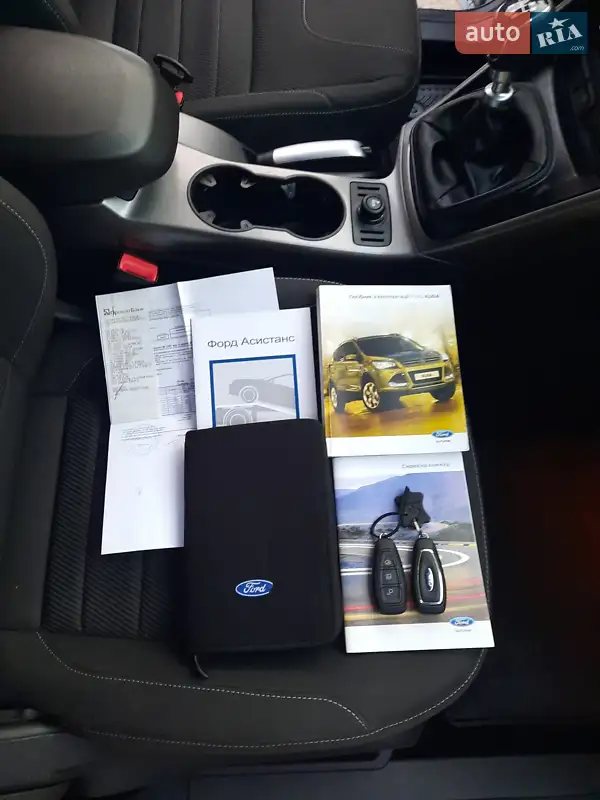 Позашляховик / Кросовер Ford Kuga 2013 в Новомосковську документ 2 фото Позашляховик / Кросовер Ford Kuga 2013 в Новомосковську документ