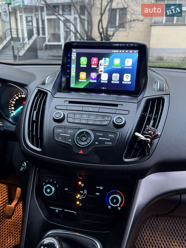 Позашляховик / Кросовер Ford Kuga 2016 в Полтаві