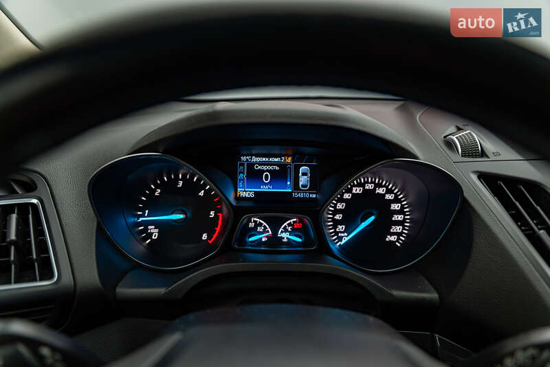 Внедорожник / Кроссовер Ford Kuga 2015 в Киеве фото 13 Внедорожник / Кроссовер Ford Kuga 2015 в Киеве