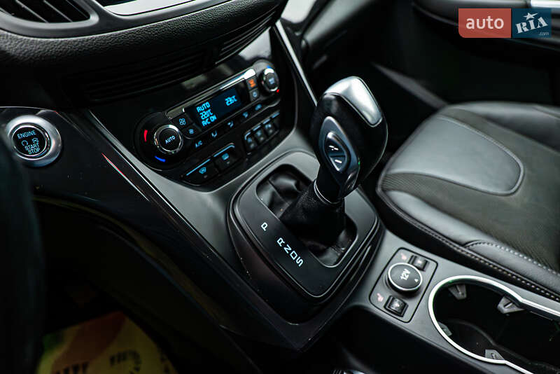 Внедорожник / Кроссовер Ford Kuga 2015 в Киеве фото 18 Внедорожник / Кроссовер Ford Kuga 2015 в Киеве