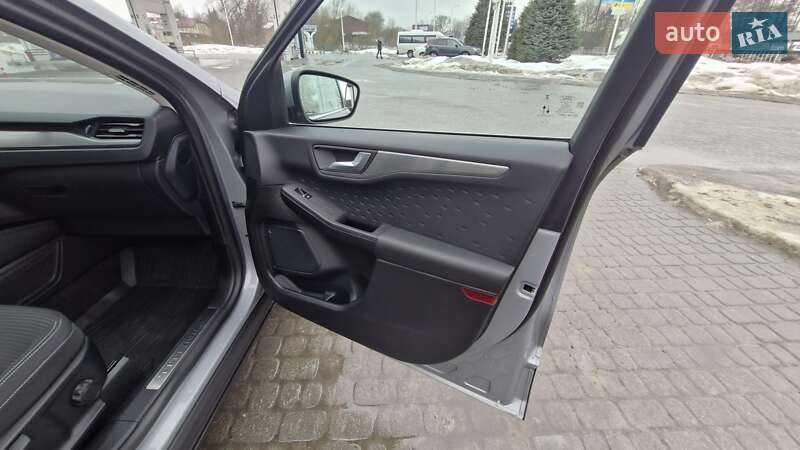 Внедорожник / Кроссовер Ford Kuga 2020 в Львове фото 17 Внедорожник / Кроссовер Ford Kuga 2020 в Львове