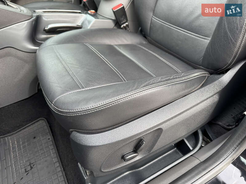 Внедорожник / Кроссовер Ford Kuga 2011 в Киеве