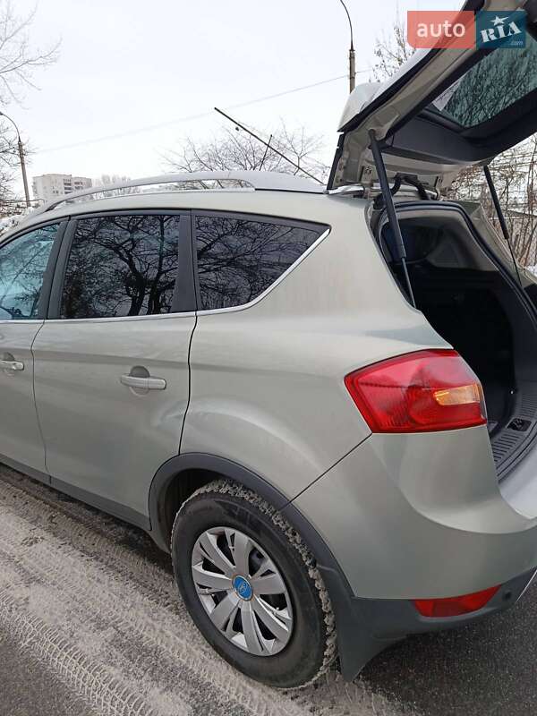 Внедорожник / Кроссовер Ford Kuga 2009 в Черкассах фото 5 Внедорожник / Кроссовер Ford Kuga 2009 в Черкассах
