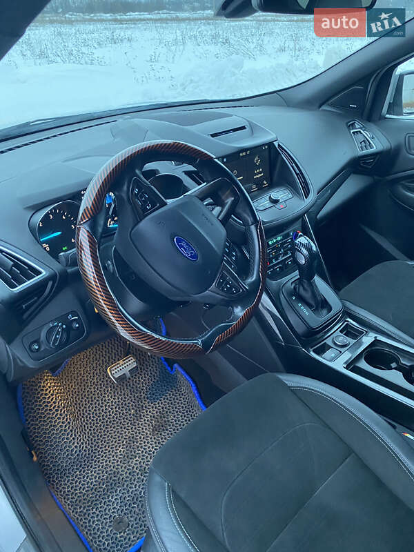 Позашляховик / Кросовер Ford Kuga 2017 в Горохові фото 12 Позашляховик / Кросовер Ford Kuga 2017 в Горохові