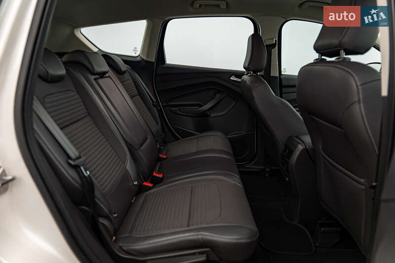 Внедорожник / Кроссовер Ford Kuga 2019 в Киеве