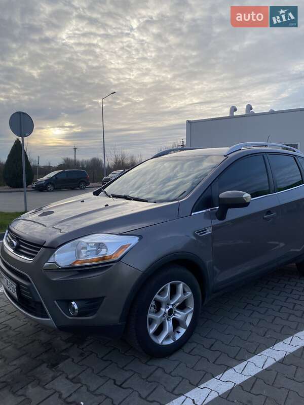 Внедорожник / Кроссовер Ford Kuga 2012 в Житомире