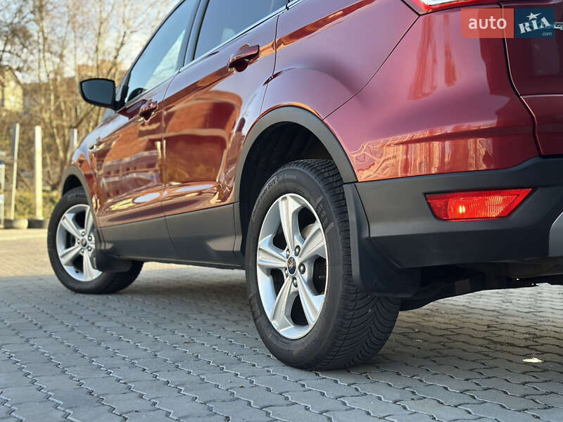 Позашляховик / Кросовер Ford Kuga 2015 в Львові фото 21 Позашляховик / Кросовер Ford Kuga 2015 в Львові