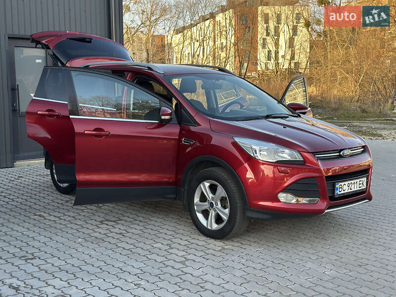 Позашляховик / Кросовер Ford Kuga 2015 в Львові фото 104 Позашляховик / Кросовер Ford Kuga 2015 в Львові