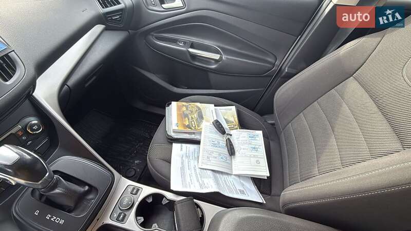 Позашляховик / Кросовер Ford Kuga 2016 в Львові фото 15 Позашляховик / Кросовер Ford Kuga 2016 в Львові