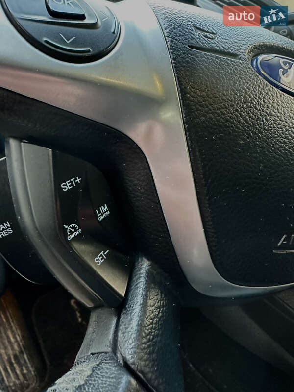 Внедорожник / Кроссовер Ford Kuga 2015 в Львове фото 26 Внедорожник / Кроссовер Ford Kuga 2015 в Львове