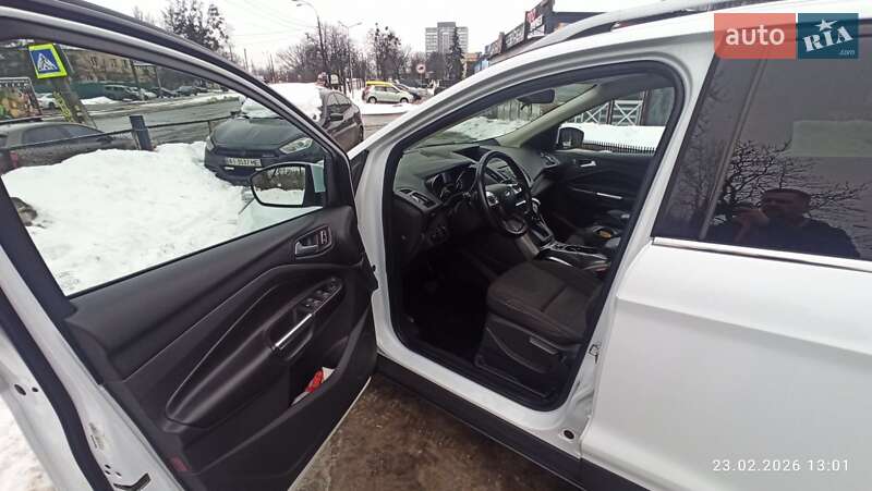 Внедорожник / Кроссовер Ford Kuga 2015 в Киеве
