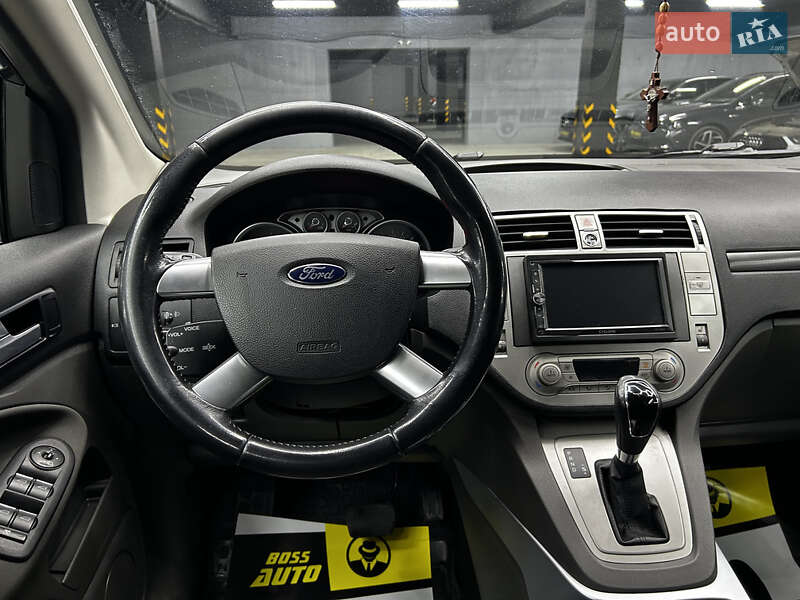 Внедорожник / Кроссовер Ford Kuga 2012 в Черновцах