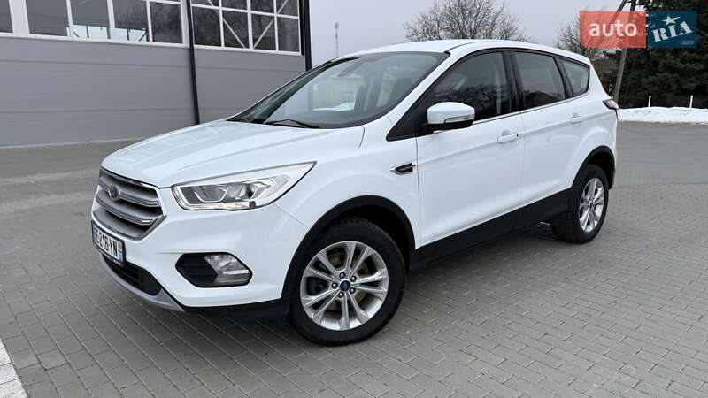 Внедорожник / Кроссовер Ford Kuga 2019 в Бершади