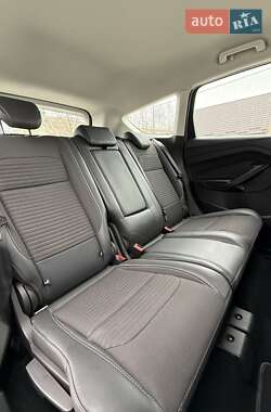 Внедорожник / Кроссовер Ford Kuga 2019 в Бершади