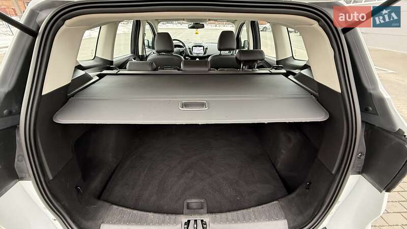 Внедорожник / Кроссовер Ford Kuga 2019 в Бершади