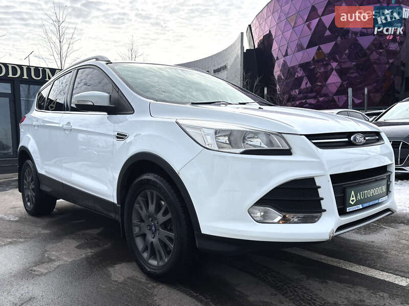 Внедорожник / Кроссовер Ford Kuga 2013 в Киеве