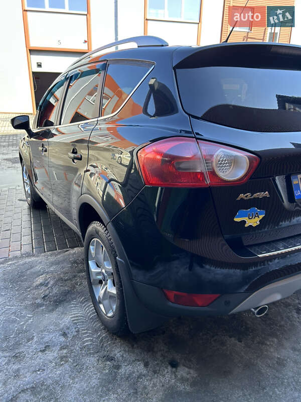 Позашляховик / Кросовер Ford Kuga 2012 в Сумах