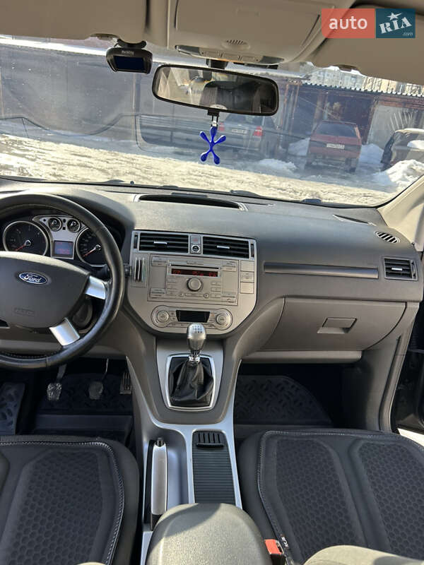 Позашляховик / Кросовер Ford Kuga 2012 в Сумах
