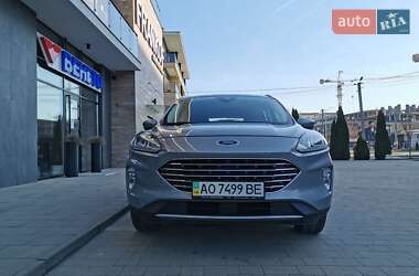 Внедорожник / Кроссовер Ford Kuga 2020 в Ужгороде