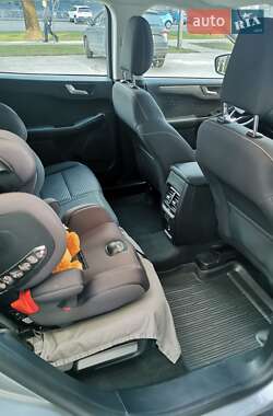 Внедорожник / Кроссовер Ford Kuga 2020 в Ужгороде