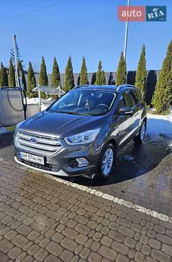 Внедорожник / Кроссовер Ford Kuga 2019 в Коростене