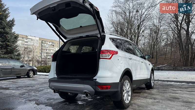 Позашляховик / Кросовер Ford Kuga 2015 в Черкасах фото 9 Позашляховик / Кросовер Ford Kuga 2015 в Черкасах