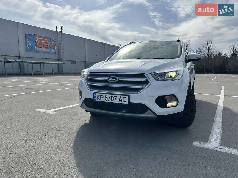 Внедорожник / Кроссовер Ford Kuga 2019 в Запорожье