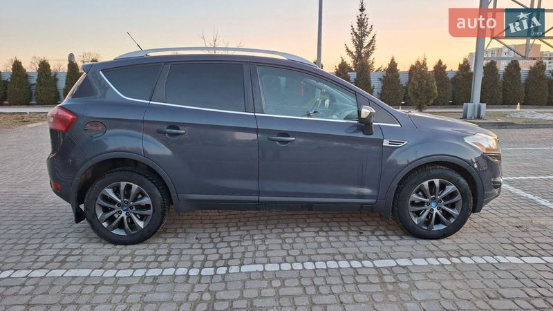 Внедорожник / Кроссовер Ford Kuga 2011 в Львове