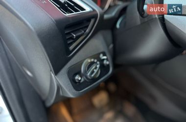 Внедорожник / Кроссовер Ford Kuga 2015 в Львове